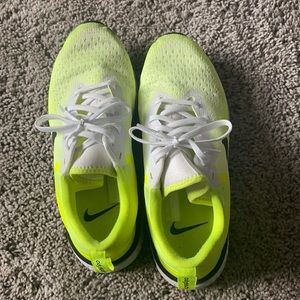 Mens Nike Odyssey React tennis shoe